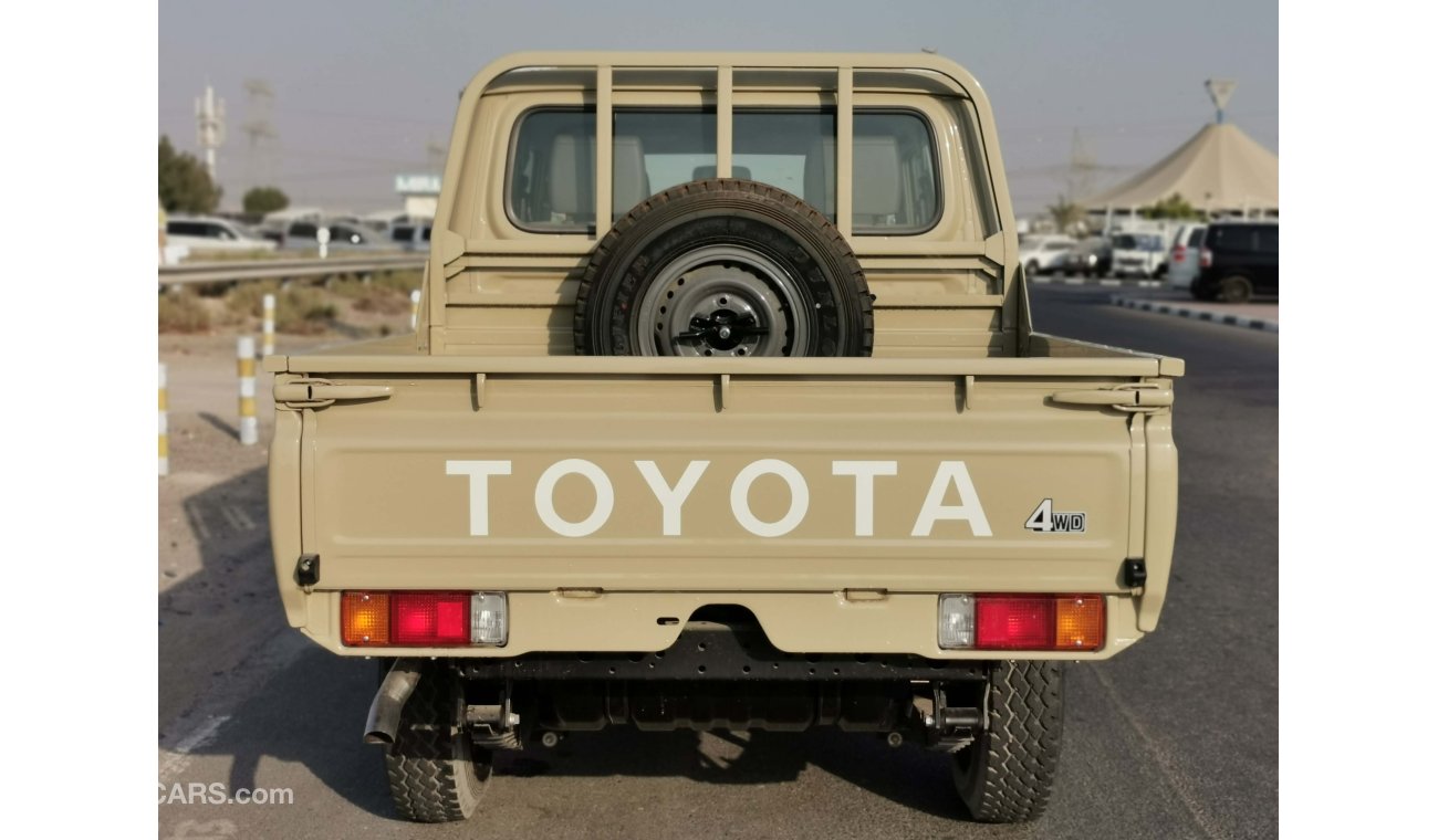 Toyota Land Cruiser Pick Up 4.2L,V6,DIESEL,DOUBLE/CABIN,POWER WINDOW,DIFF/LOCK,MT,2022MY