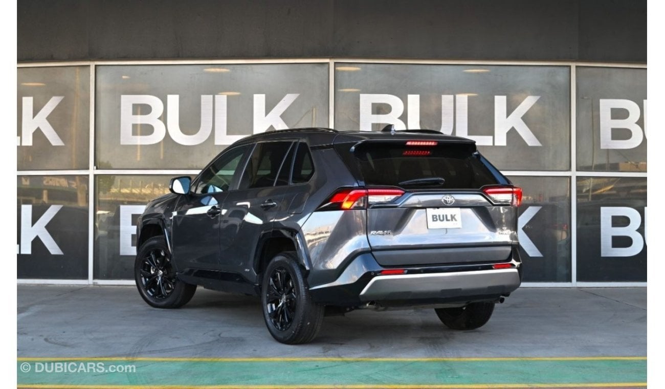 تويوتا راف ٤ Toyota Rav4 XLE Hybrid - Sunroof - Original Paint - AED 2,680 Monthly Payment - 0% DP