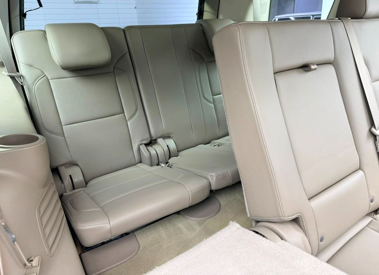 جي أم سي يوكون SLT 2016 GMC Yukon SLT, Full Service History, 8 Seater, Fully Loaded, Excellent Condition, GCC