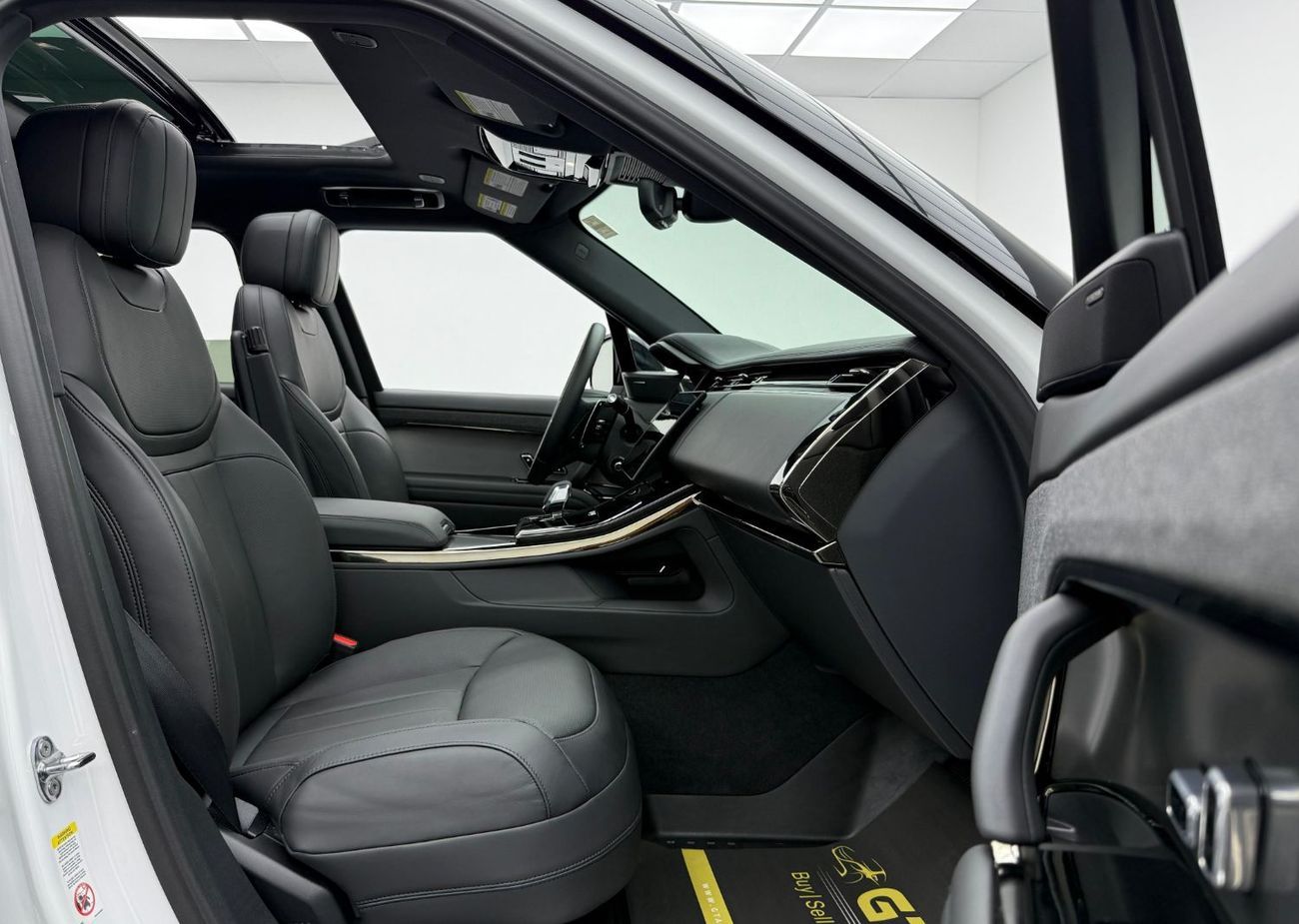 Land Rover Range Rover Sport Dynamic HSE P400 3.0L 2024 Range Rover Sport HSE Dynamic, Warranty, Full Service History, Very Low K