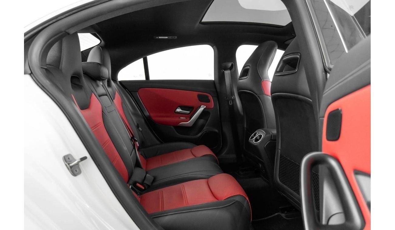 Mercedes-Benz CLA 250 Std 2.0L (224 HP)