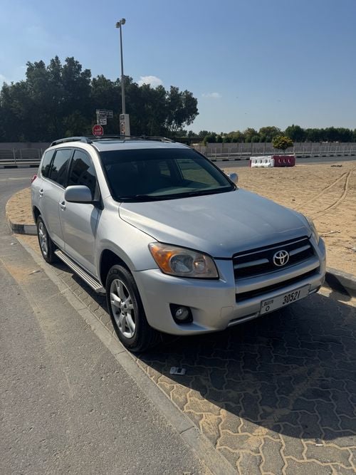 تويوتا راف ٤