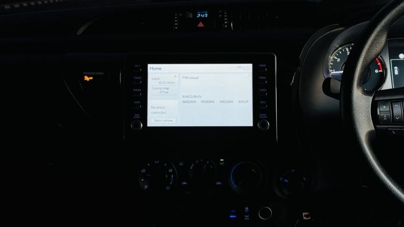 Toyota Hilux SMART CAB | 2022 | 2.8L DIESEL ENGINE |  IRON ROLL BAR | 4 X 4