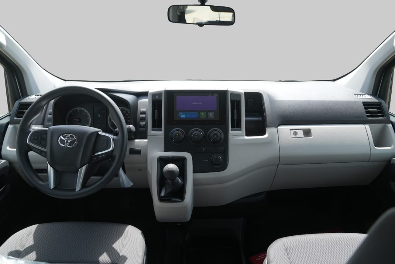 Toyota Hiace TOYOTA HIACE PASSENGER 2.8L DIESEL MANUAL TRANSMISSION  2026 MODEL GCC