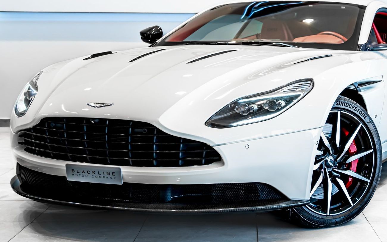 أستون مارتن DB11 Std