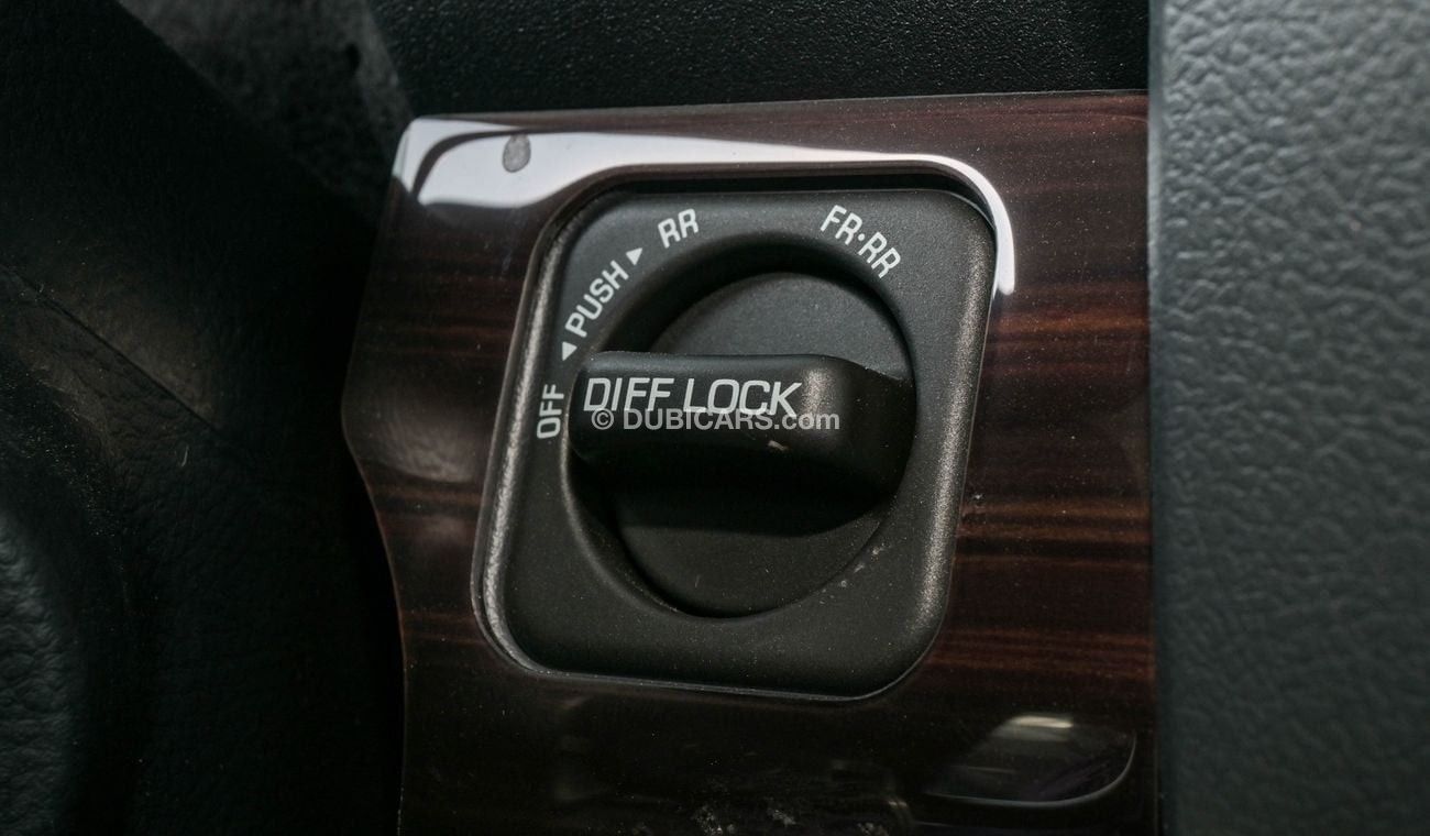 تويوتا لاند كروزر 70 4.0L