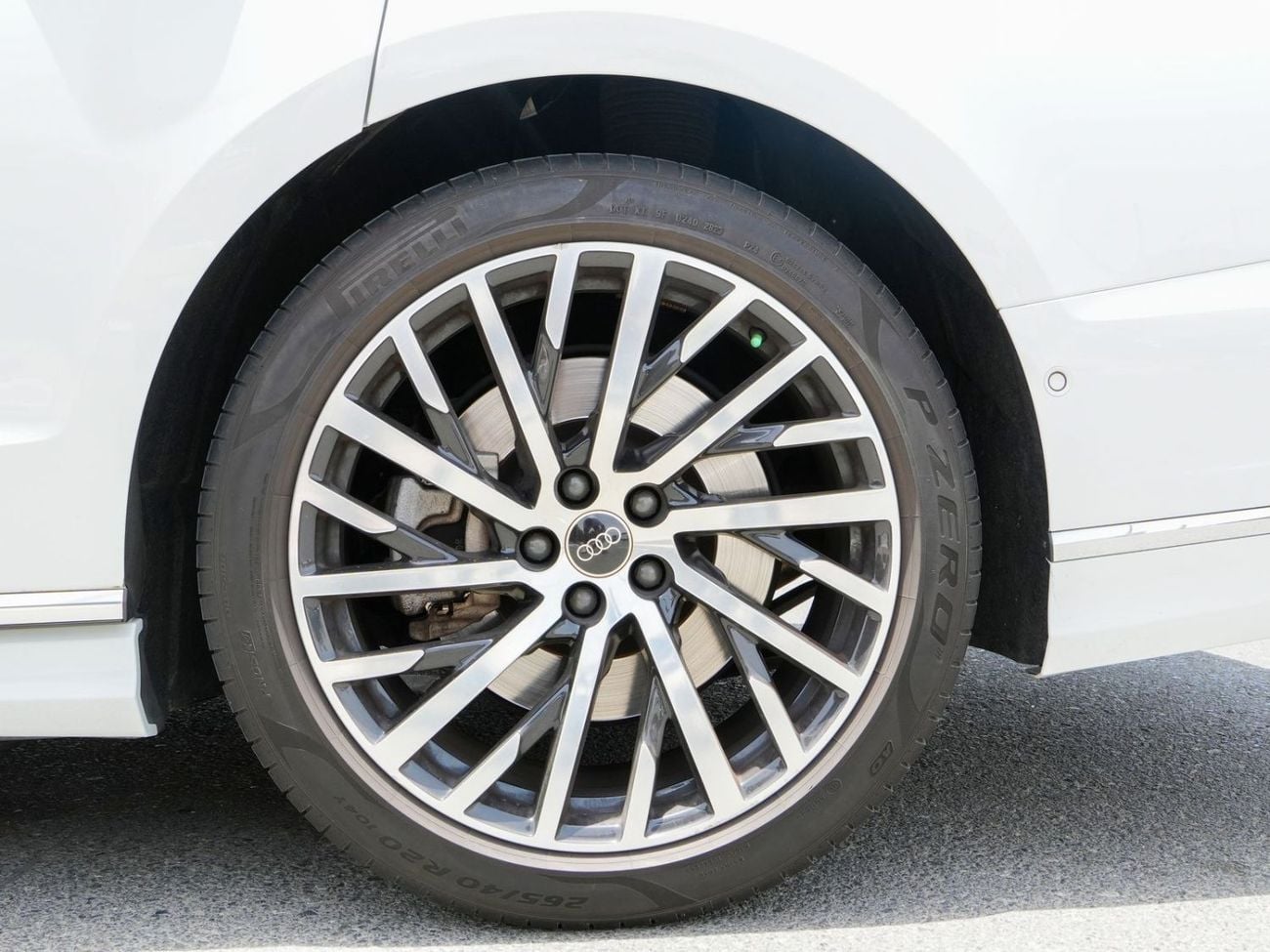أودي A8 2024 AUDI A8 L 55-TFSI 3.0L quattro 340hp GCC With WNTY + SRVC