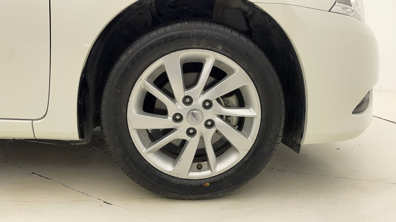 نيسان سنترا S 1.8 | بدون دفعة مقدمة | اختبار القيادة في المنزل