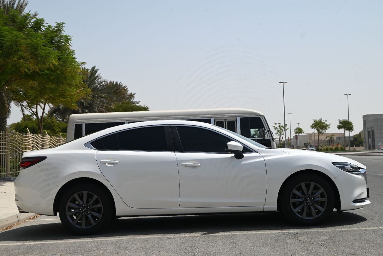 Mazda 6 V 2.5L (184 HP) EMI 920 AED - ACCIDENT FREE - MAZDA 6 V-GRADE 2022 - LOW MILEAGE - MINT CONDITION - 
