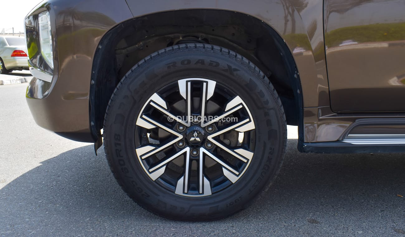 ميتسوبيشي مونتيرو Sport