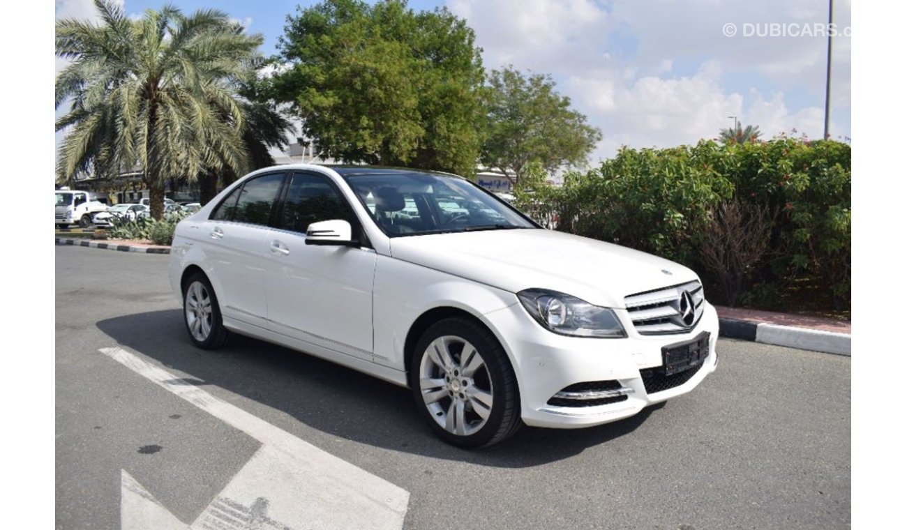 Mercedes-Benz C200 2014 - Full Option - GCC Specs - Immaculate Condition