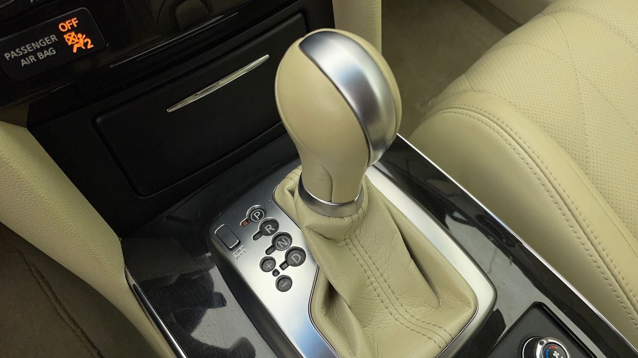 إنفينيتي QX70 LUXURY 3.7 | بدون دفعة مقدمة | اختبار القيادة في المنزل