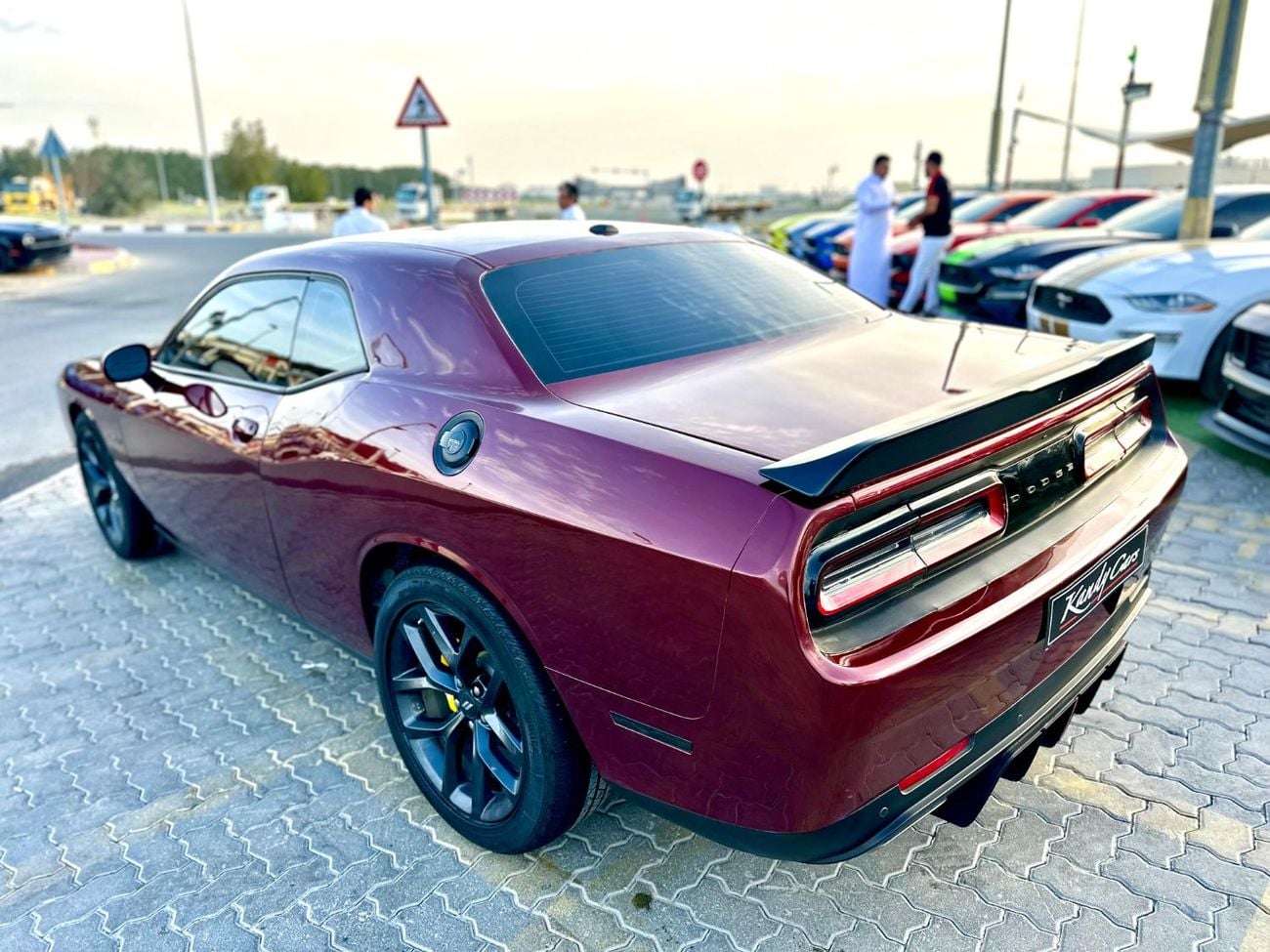 Dodge Challenger R/T 5.7L (370 HP) | Monthly 1400/- | 0% DP | Paddle Shifters | Park Assist | # 08886