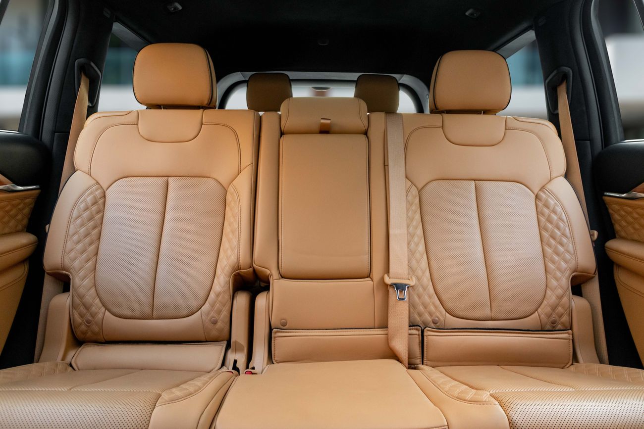 جيب جراند شيروكي Summit Grand Cherokee Summit | 4,407 P.M | 0% Downpayment | JEEP WARRANTY!