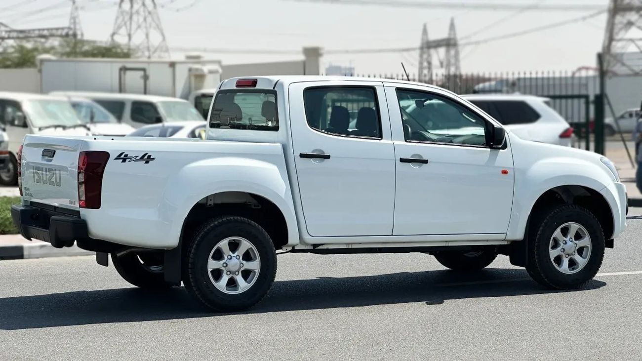 إيسوزو D ماكس STD ISUZU/D-MAX/2.5L DSL DC 4X4, PWR, Alloy Wheel, ABS, Remote ,MT