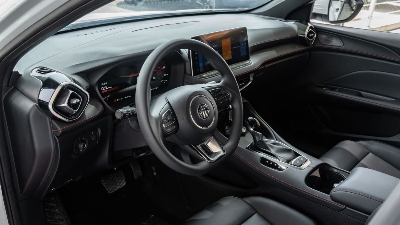 أم جي 5 LUX 2026 | MG5 180DVVT AT LUXURY ENGLISH VERSION [ EXPORT ONLY ]