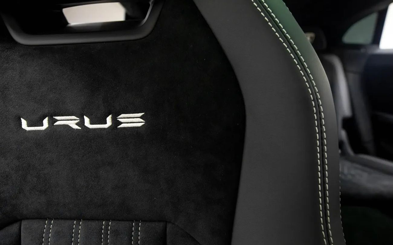 Lamborghini Urus 4.0T V8 Performante - Japanese Spec