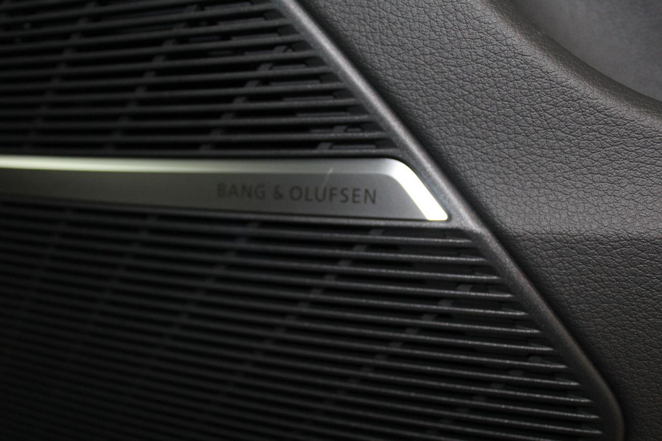 Audi RS Q8 Quattro 600hp Carbon Edition v1