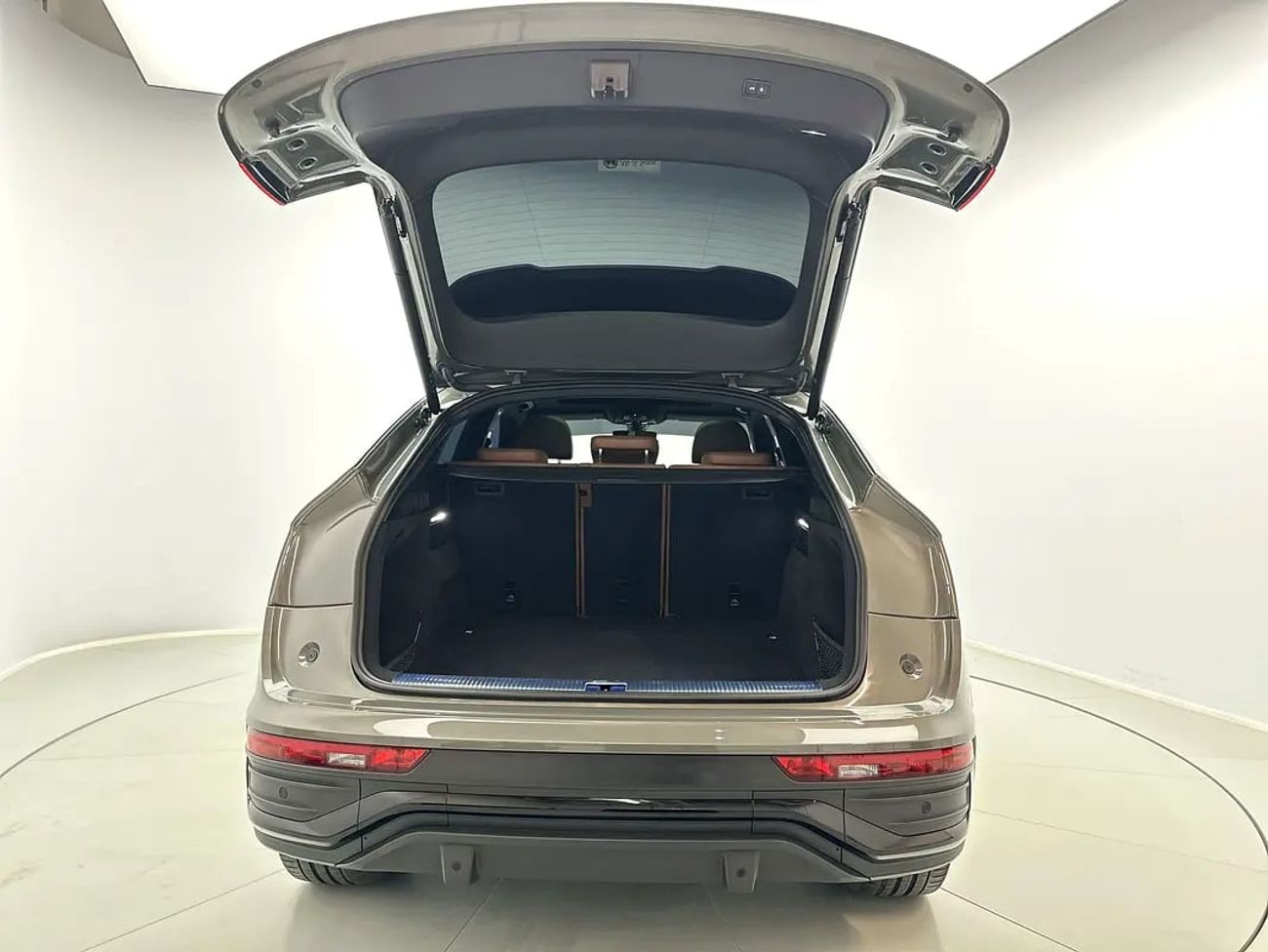 أودي Q5 Sportback S line 45 TFSI quattro 249hp (Ref# 74458) EXCLUSIVE RAMADAN OFFER