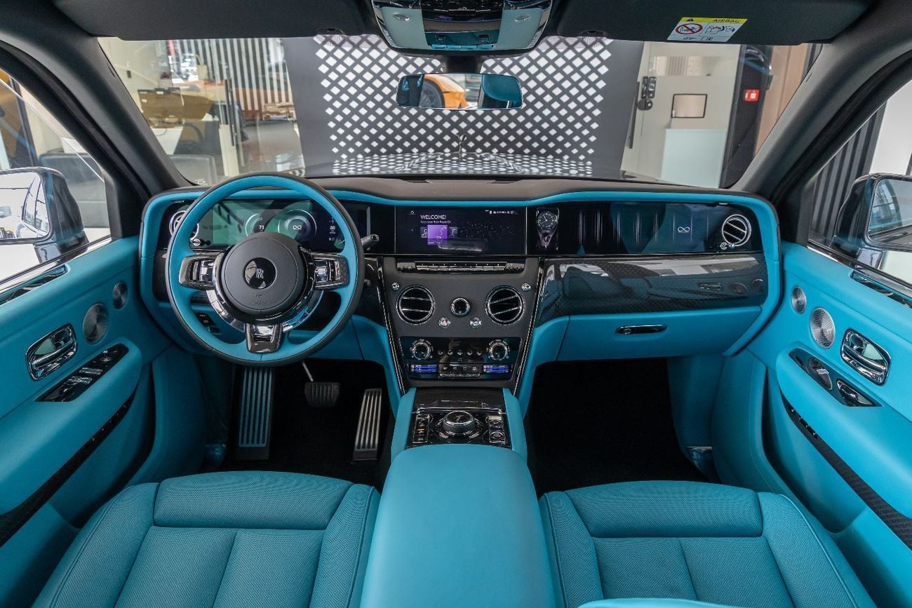 Rolls-Royce Cullinan Rolls Royce Cullinan Black Badge | 2025