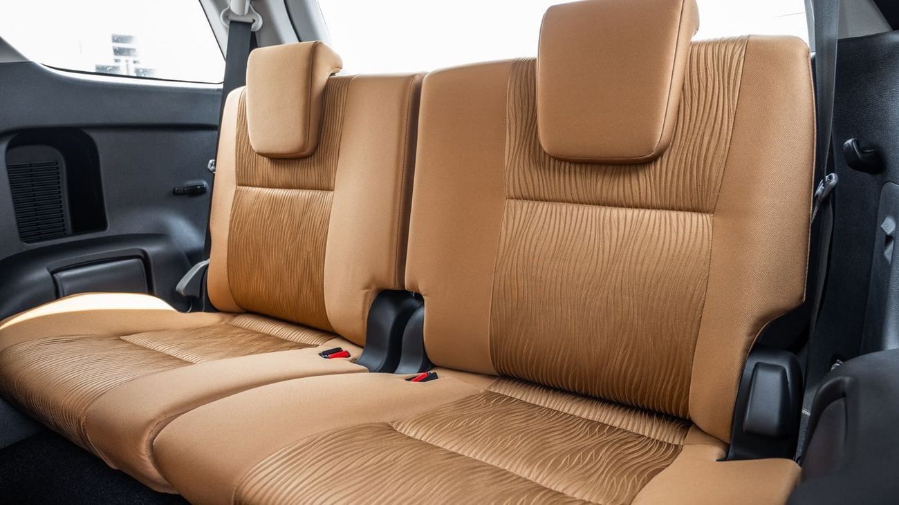 تويوتا فورتونر Toyota Fortuner 2.7 AT High -2025YM