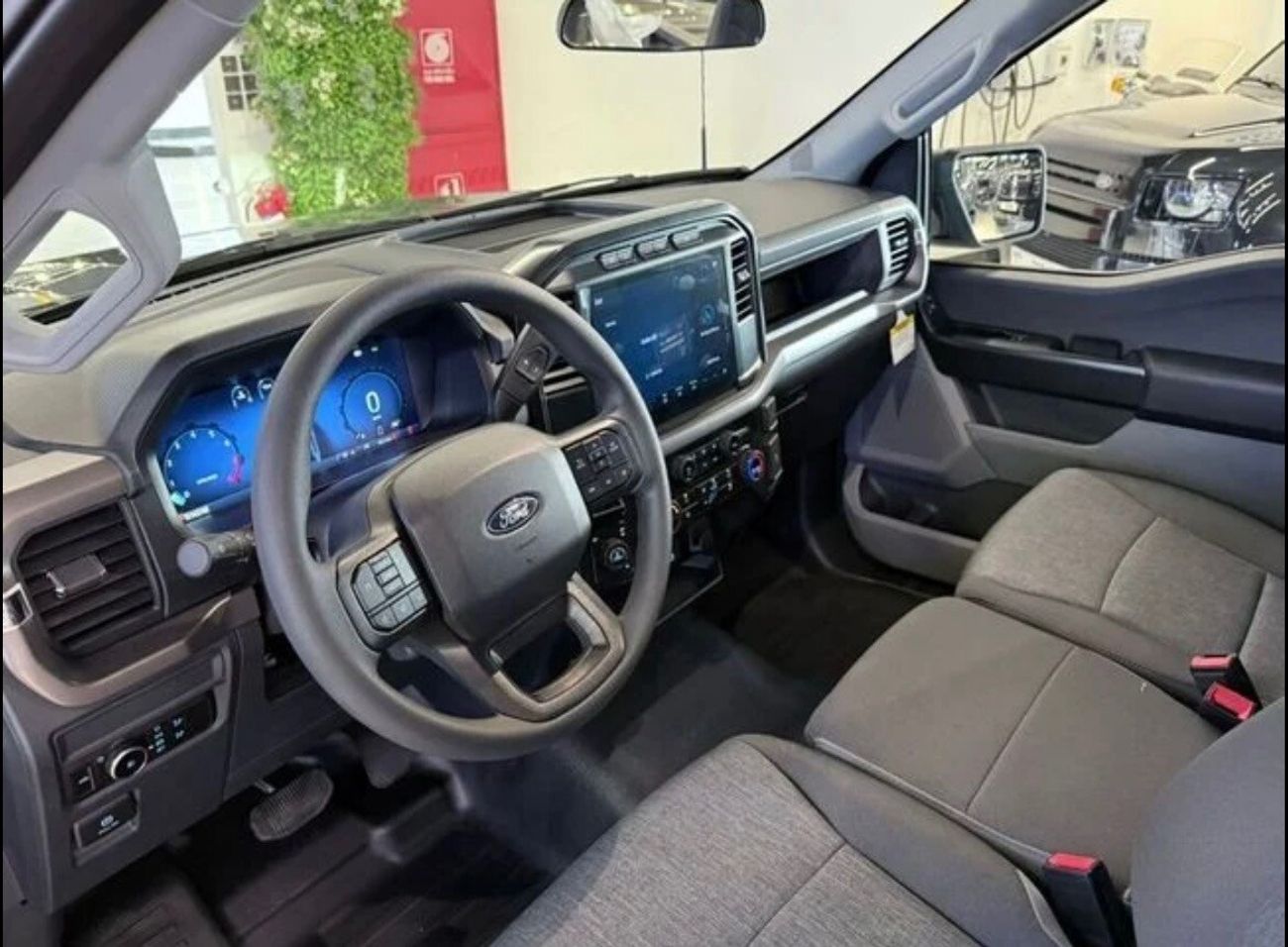 Ford F 150 XL 5.0L Single Cab 2025