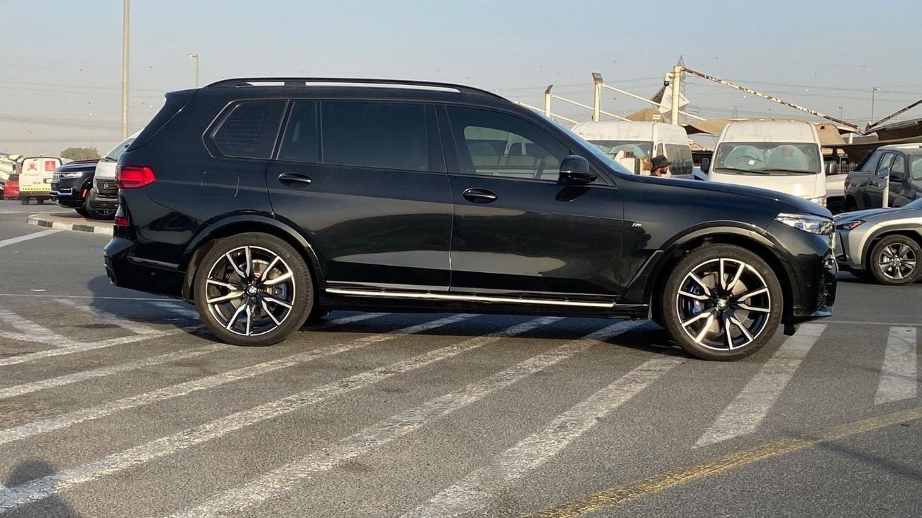 BMW X7 xDrive40i Luxury M Sport Package 3.0L