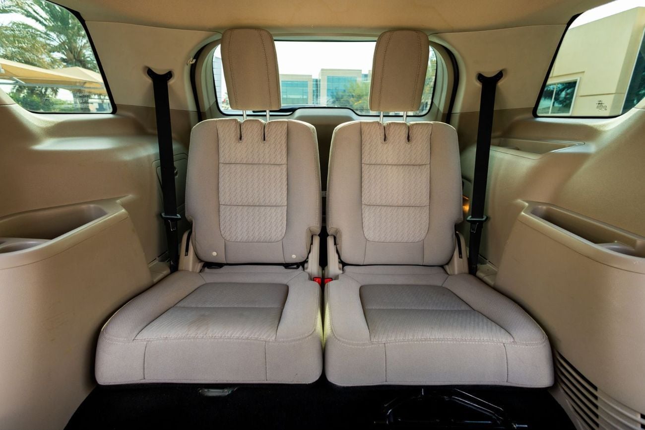 Ford Explorer Std 3.5L 4WD