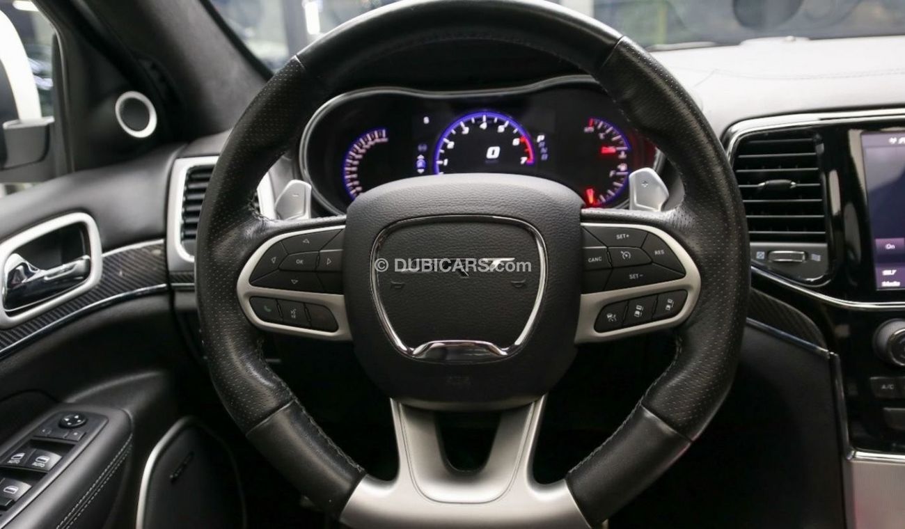 Jeep Grand Cherokee SRT