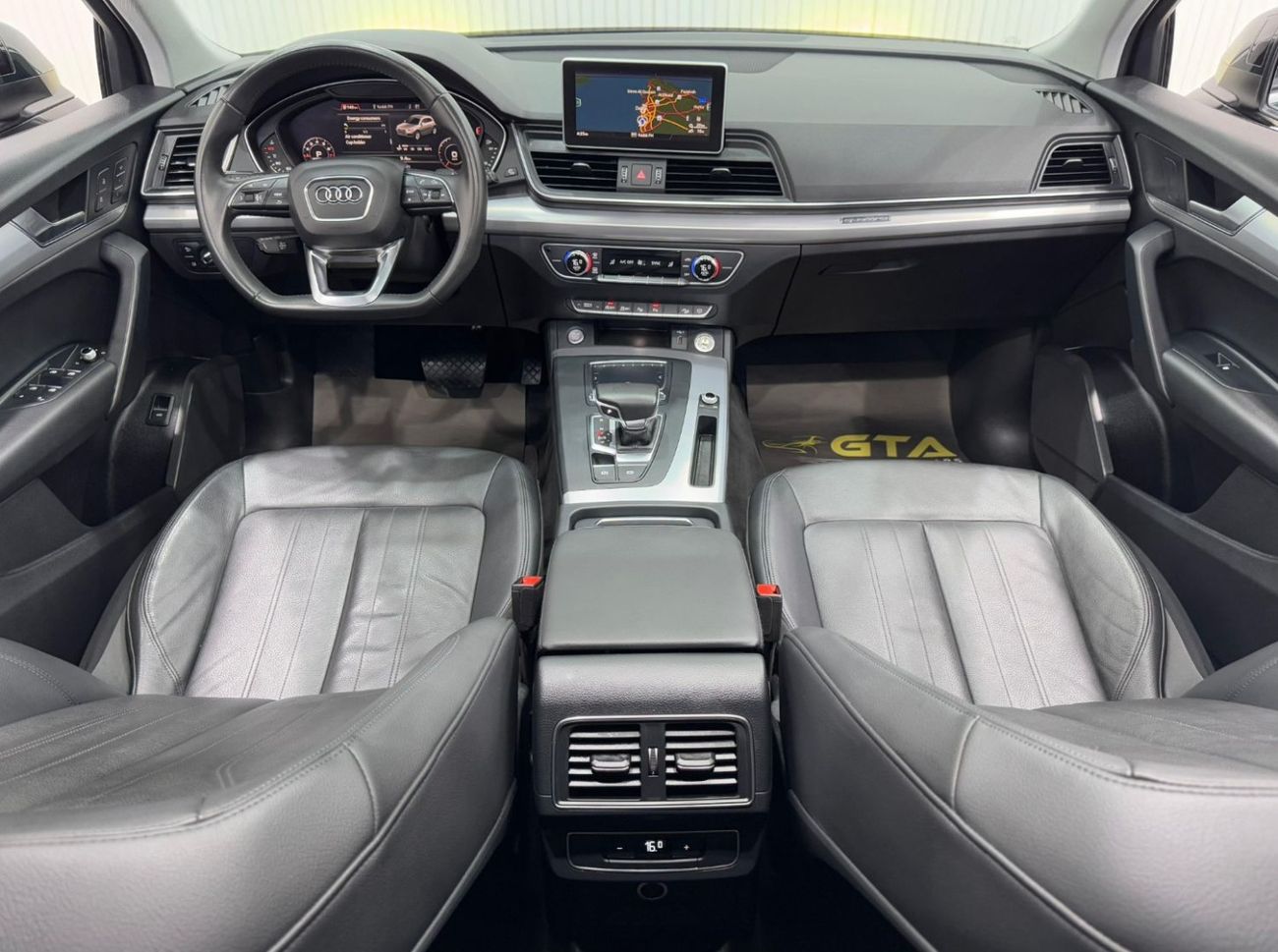 Audi Q5 45 TFSI Quattro 2.0L 2019 Audi Q5 45 TFSI quattro, 1 Year Warranty, Full Service History, GCC