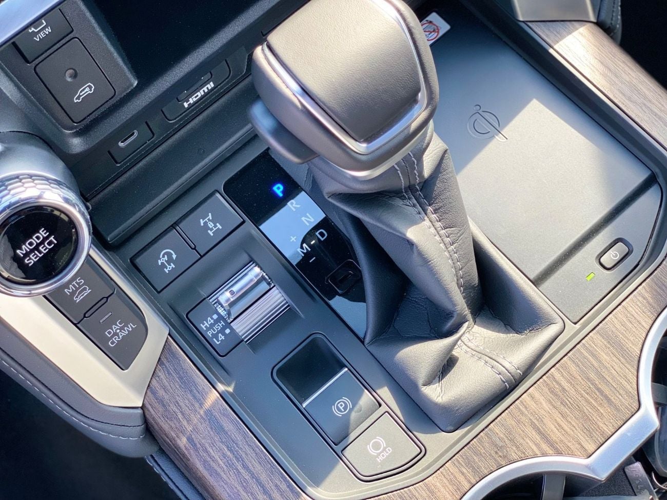 تويوتا لاند كروزر VX 3.5L