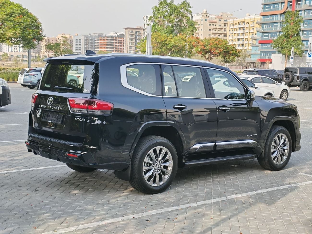 Toyota Land Cruiser VXR