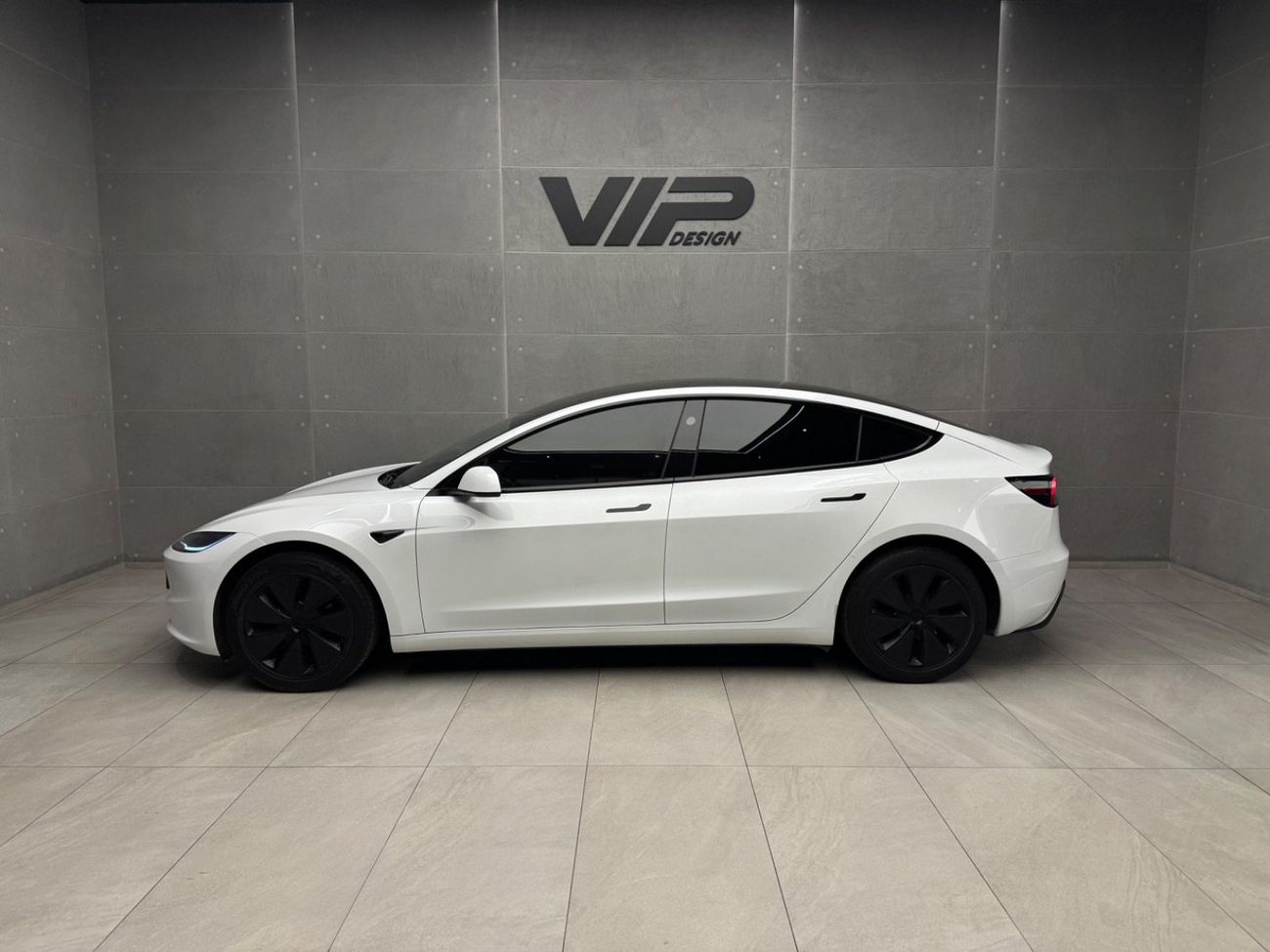 تسلا موديل 3 Performance (AWD)