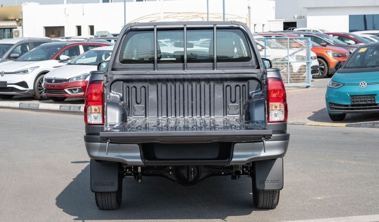 Toyota Hilux GL TOYOTA HILUX DC 2.4D MT 4X4 P.WINDOW MY2024– SILVER