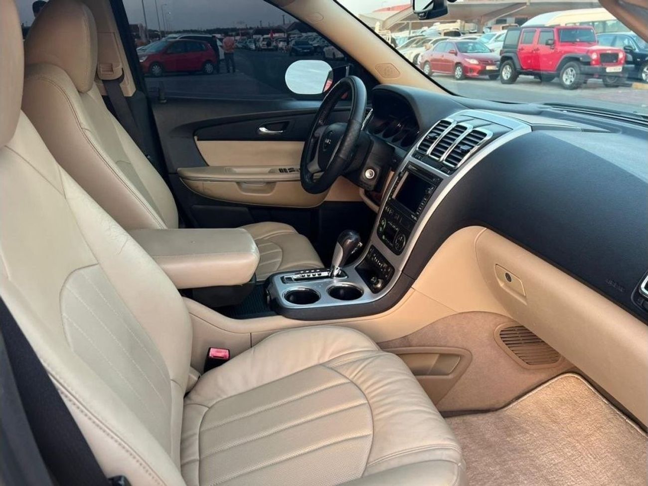 GMC Acadia Full option ‏خليجي