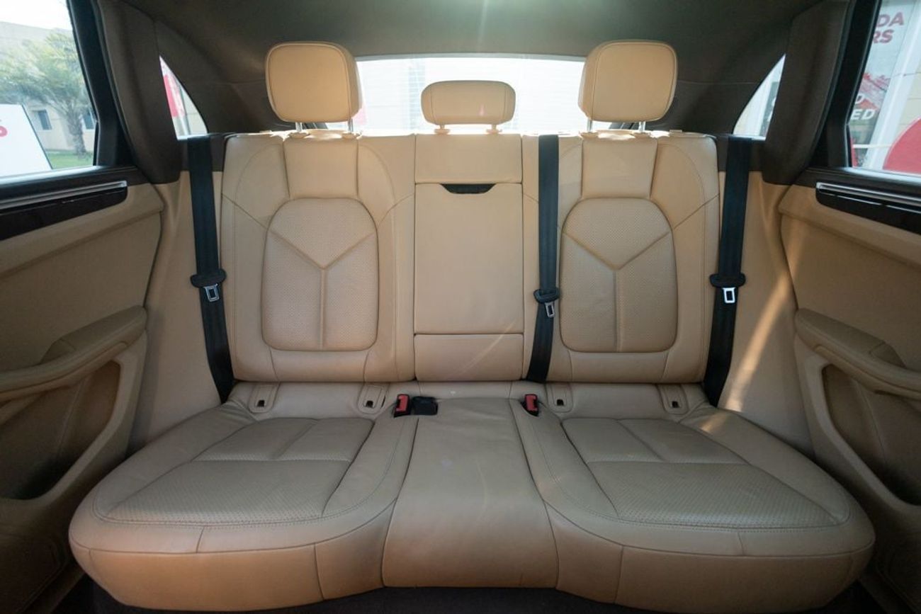 Porsche Macan S 3.0L (340 HP)