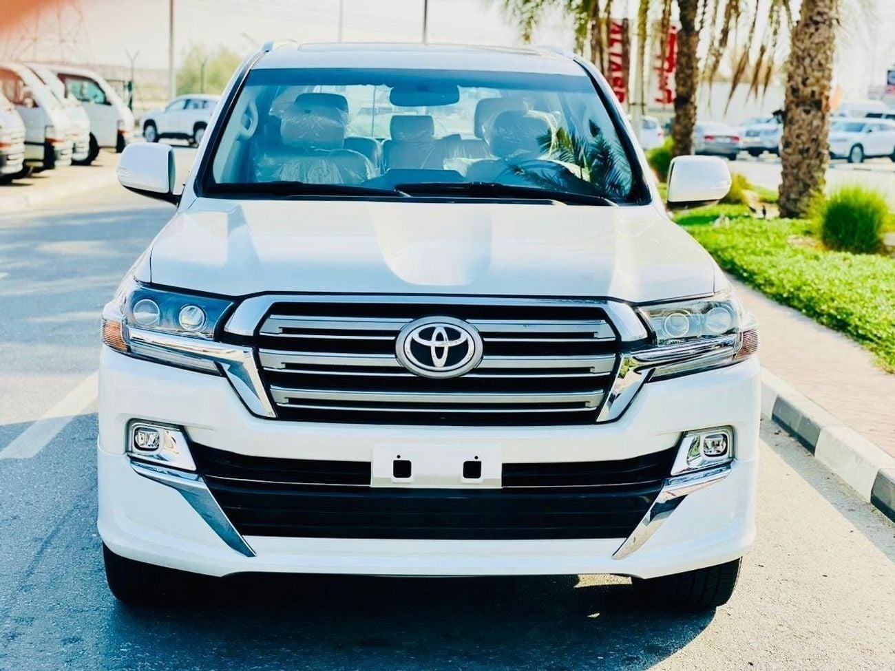 تويوتا لاند كروزر GXR4 3.3L Toyota landcuriser GXR V8 2021 Full option