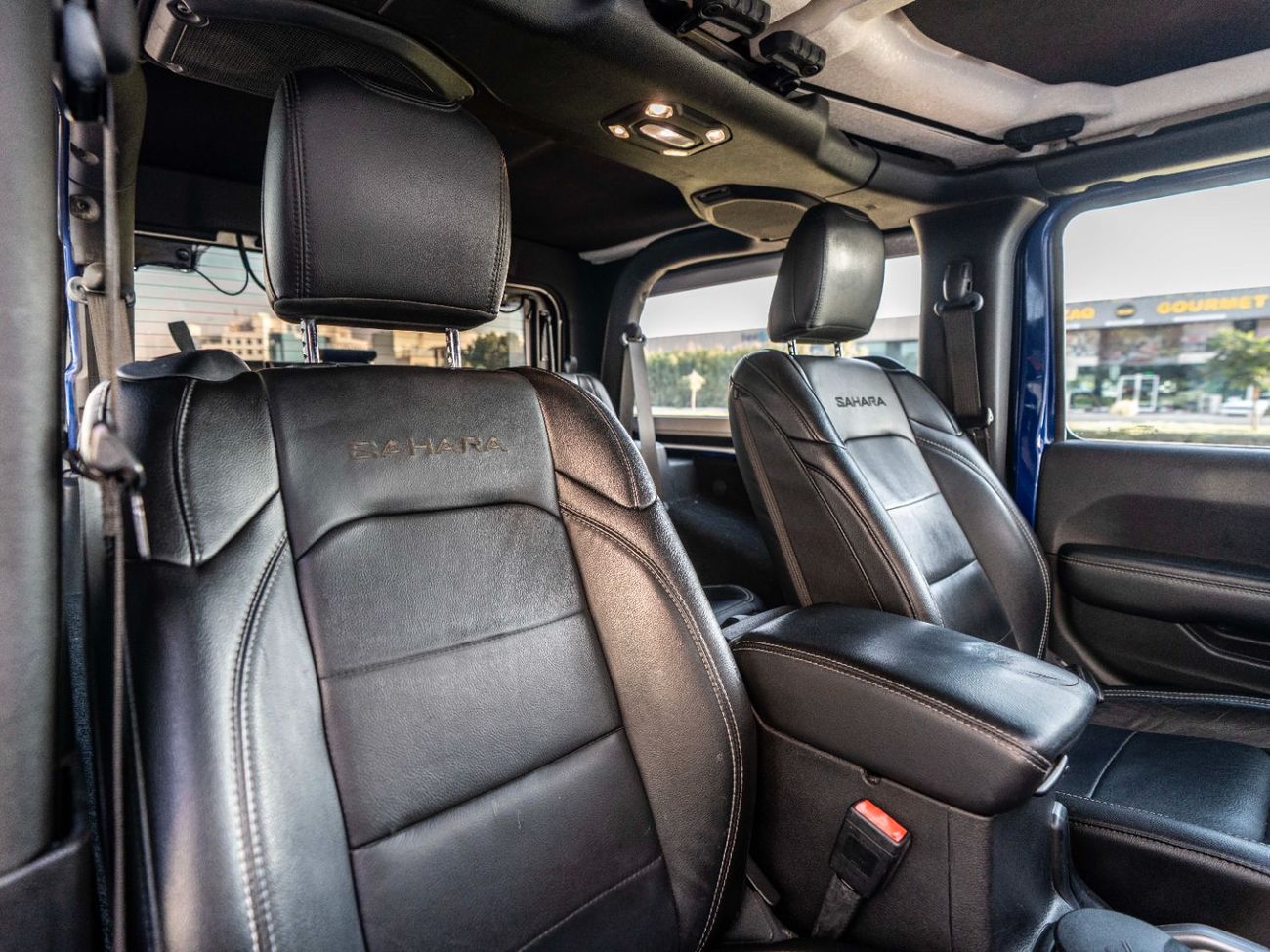 جيب رانجلر Sahara 3.6L A/T (5 Seater)