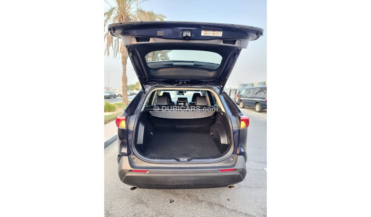 تويوتا راف ٤ Toyota Rav4 xle 4x4 full option