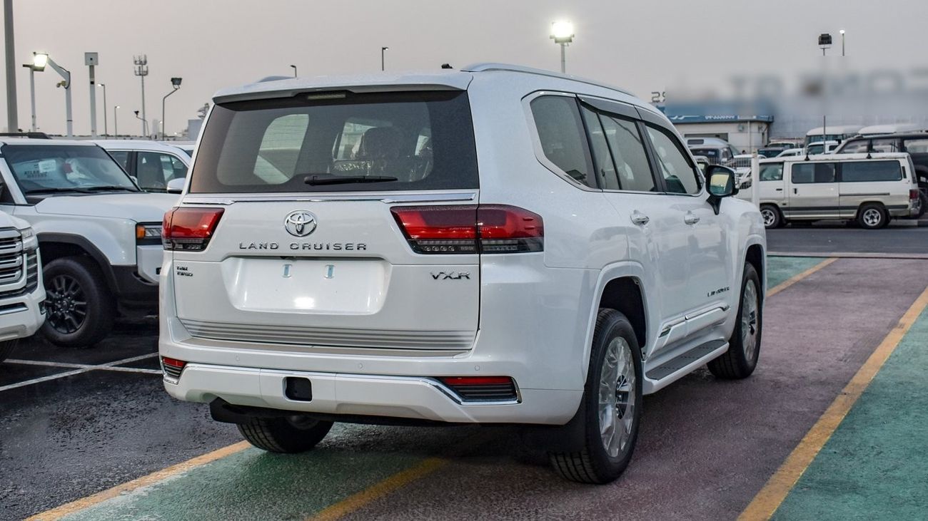 Toyota Land Cruiser VXR 3.5L TWIN TURBO