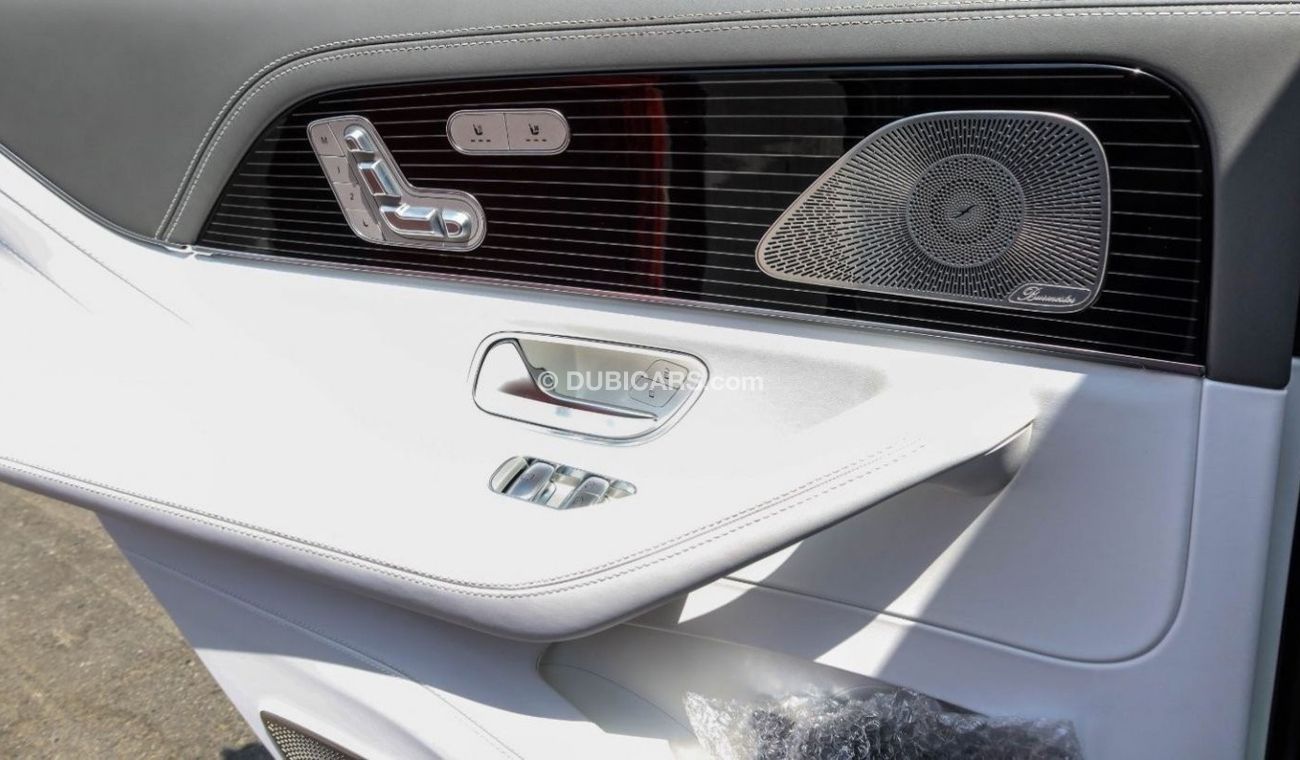 Mercedes Maybach GLS600 Maybach 4MATIC/2022/GCC/DEALER WARRANTY. Local Registration + 5%