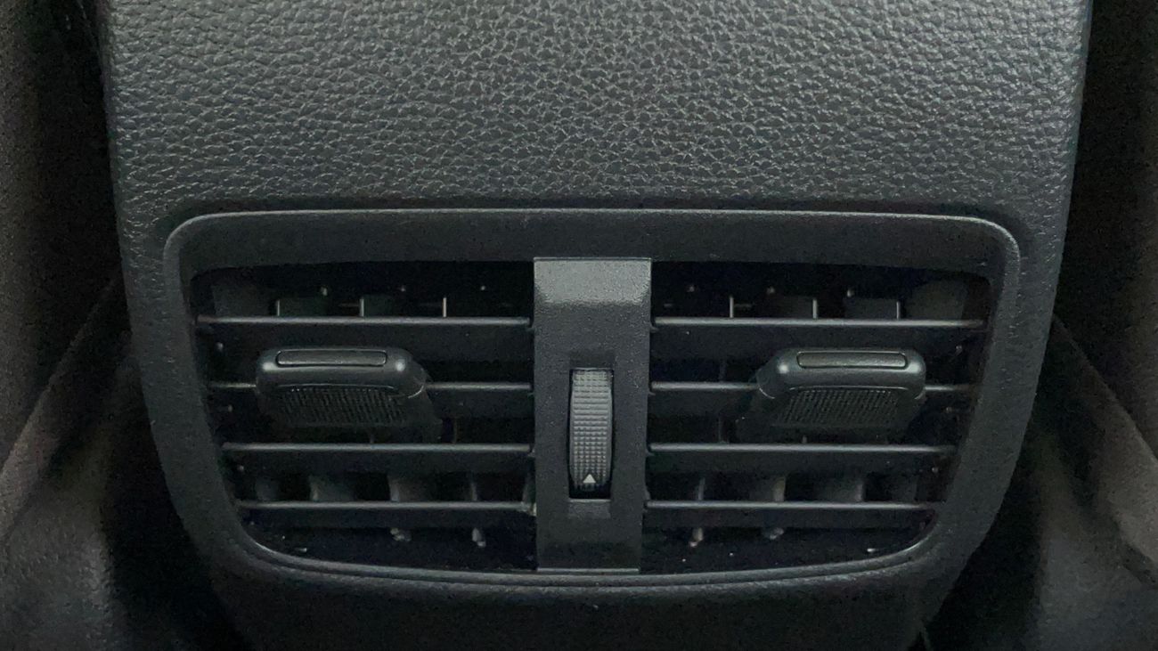 تويوتا كورولا XLI 1.6 | بدون دفعة مقدمة | اختبار القيادة في المنزل