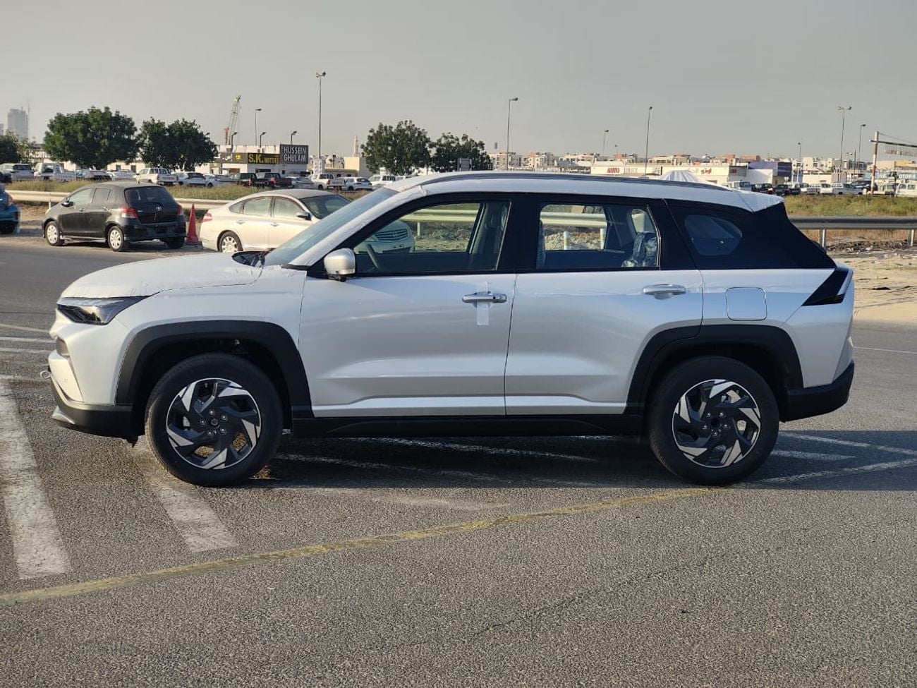 Suzuki Across SUZUKI ACROSS HYBRID 4WD 2026