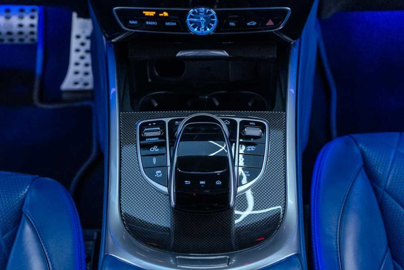 BRABUS 700 - Mercedes-AMG G 63 2021 Mercedes-Brabus G700 With Certificate, Warranty, Carbon Fiber Package, Fully Loaded, Low Kms