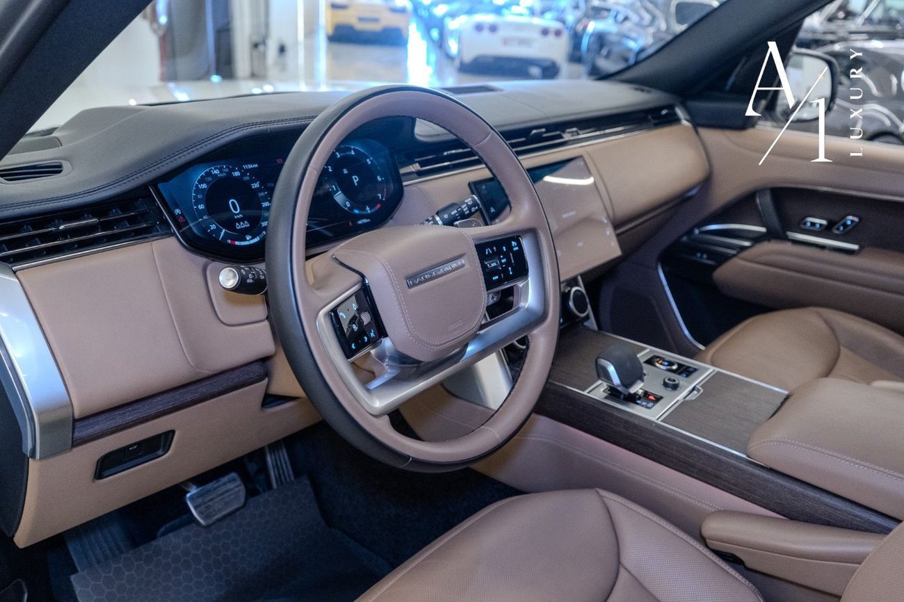 لاند روفر رينج روفر 2023 Range Rover P530, Warranty,Service Contract, GCC Spec,Full Service History, Excellent Condition