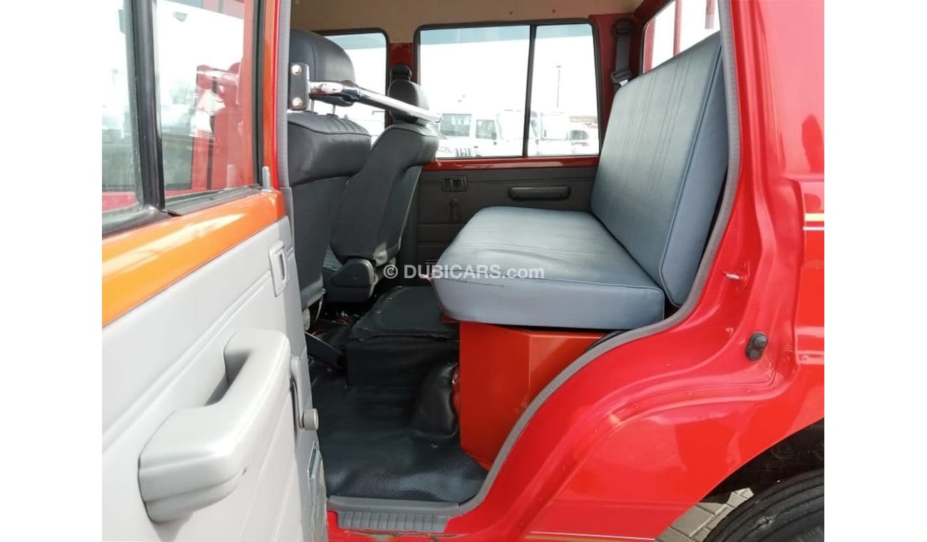 Toyota Land Cruiser Pick Up TOYOTA LAND CRUISER FIRE TRUCK RIGHT HAND DRIVE (PM992)