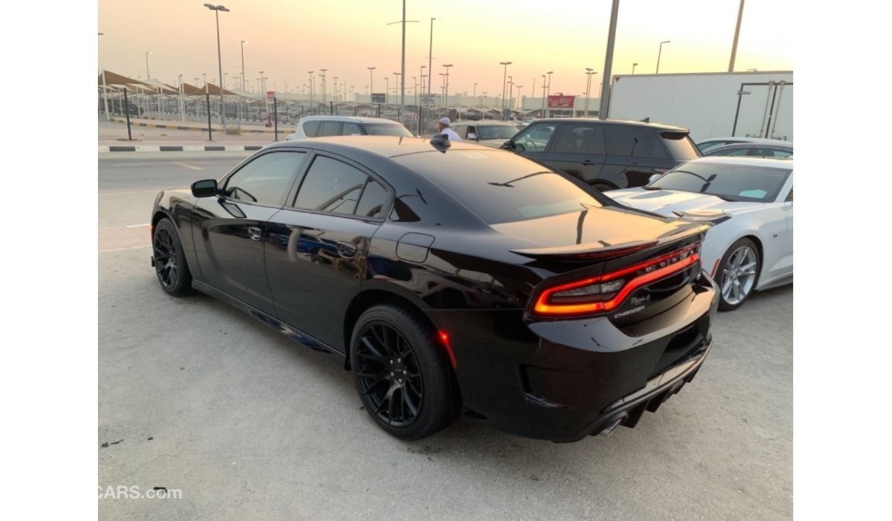 Dodge Charger 5.7L R/T 5.7L R/T 5.7L R/T