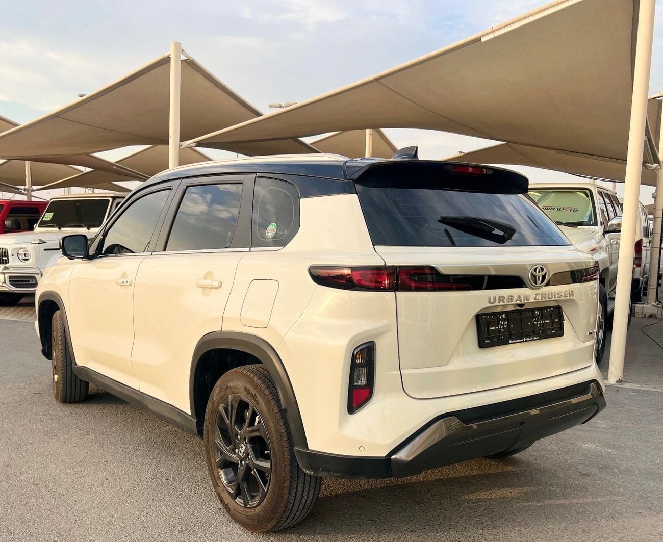 تويوتا أوربان كروزر خليجية