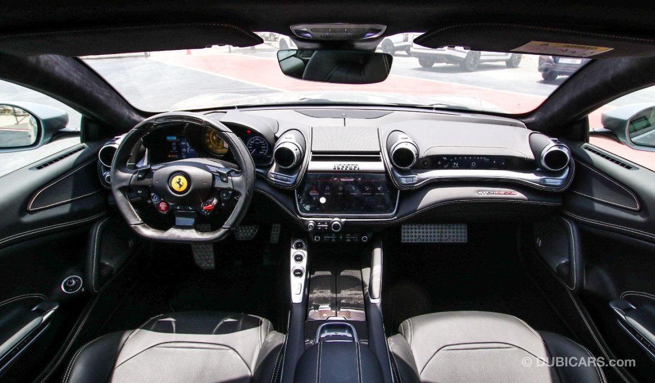 Ferrari GTC4Lusso V12*COC*Passenger Display*Full Carbon Inside&Outside*FULL