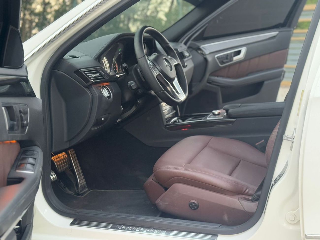 مرسيدس بنز E300 Mercedes E300 2013 Gcc full option no 1 clean